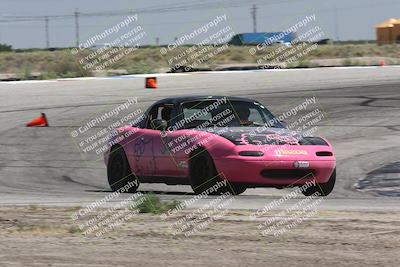 media/Jun-01-2024-CalClub SCCA (Sat) [[0aa0dc4a91]]/Group 3/Qualifying/